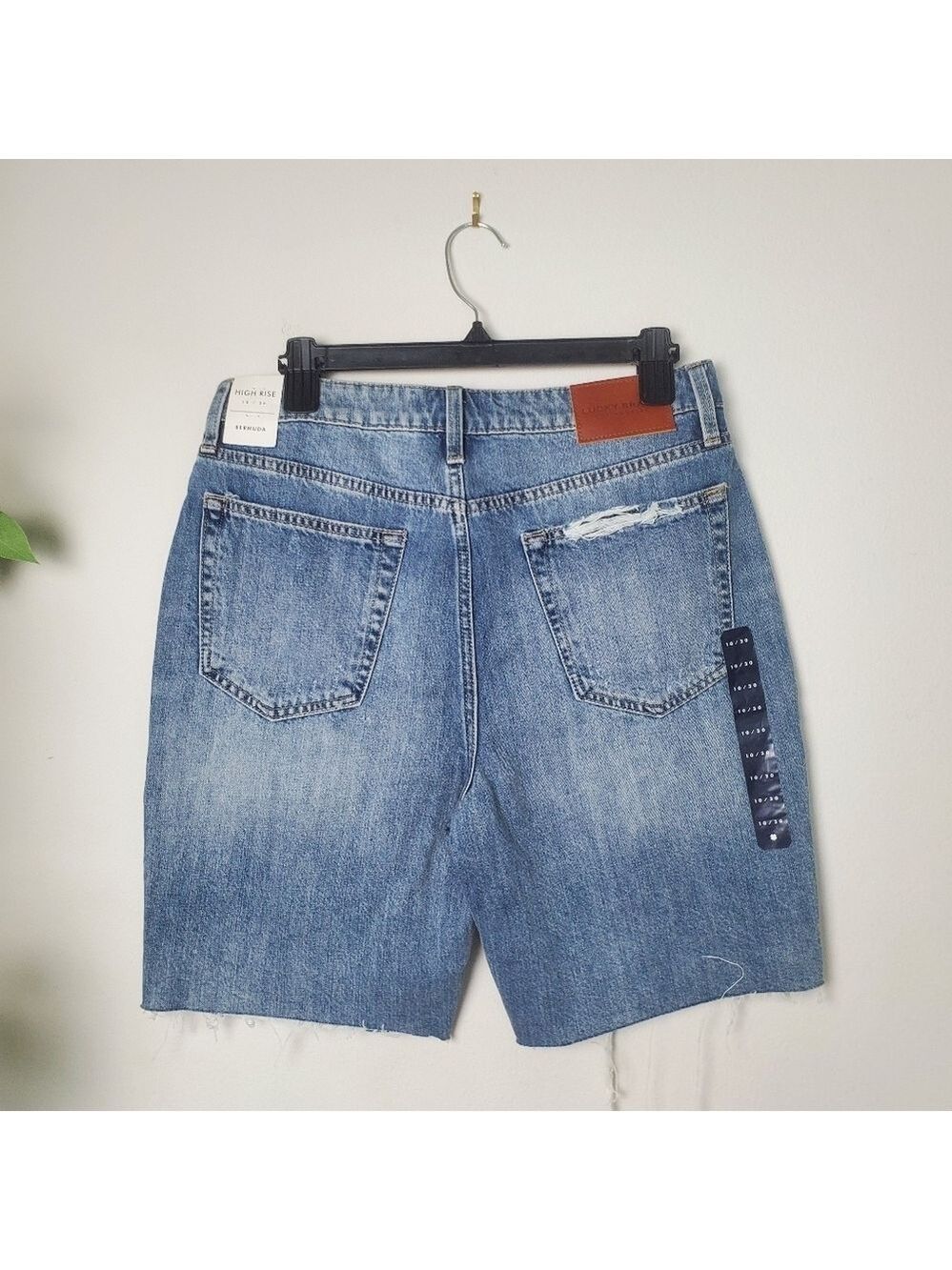 Lucky Brand High Rise Bermuda Shorts Womens Size 10 Distressed - Picture 6 of 15